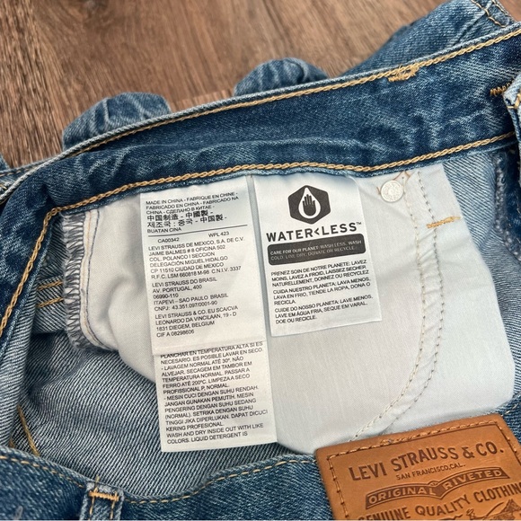 Levi's Premium Bow Side Cutout Mom Jeans High Rise 100% Cotton Size 28 $128 - Picture 12 of 13